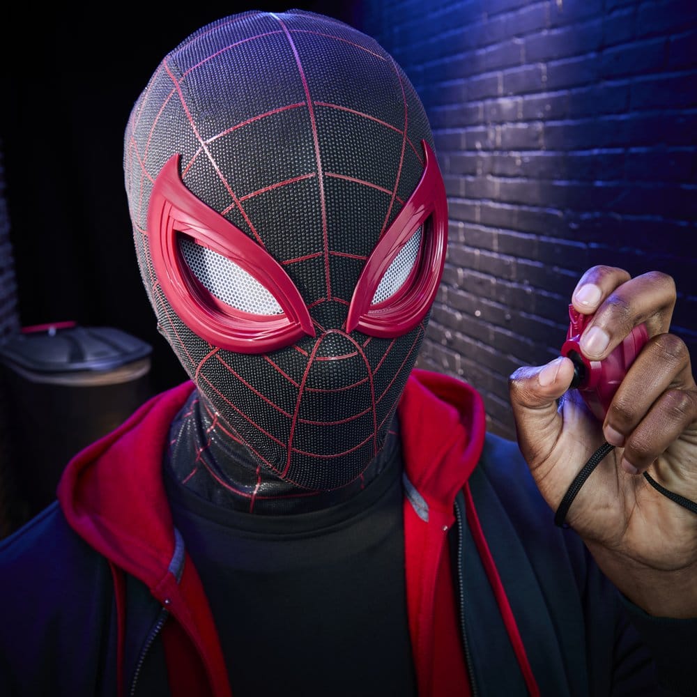 Spider-Man: Miles Morales Marvel Legends Elektronische Maske mit Fernbedienung - Preorder - ETA: 09.12.2026
