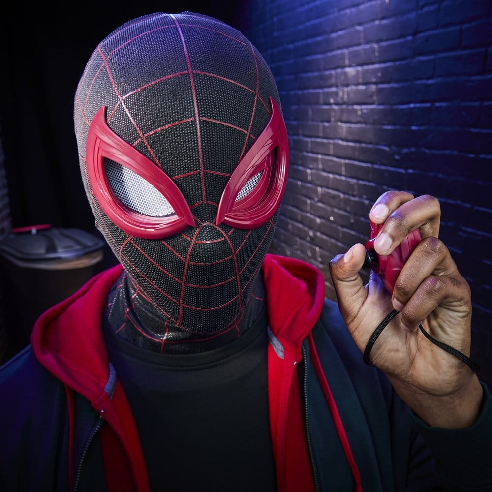 Spider-Man: Miles Morales Marvel Legends Elektronische Maske mit Fernbedienung - Preorder - ETA: 09.12.2026