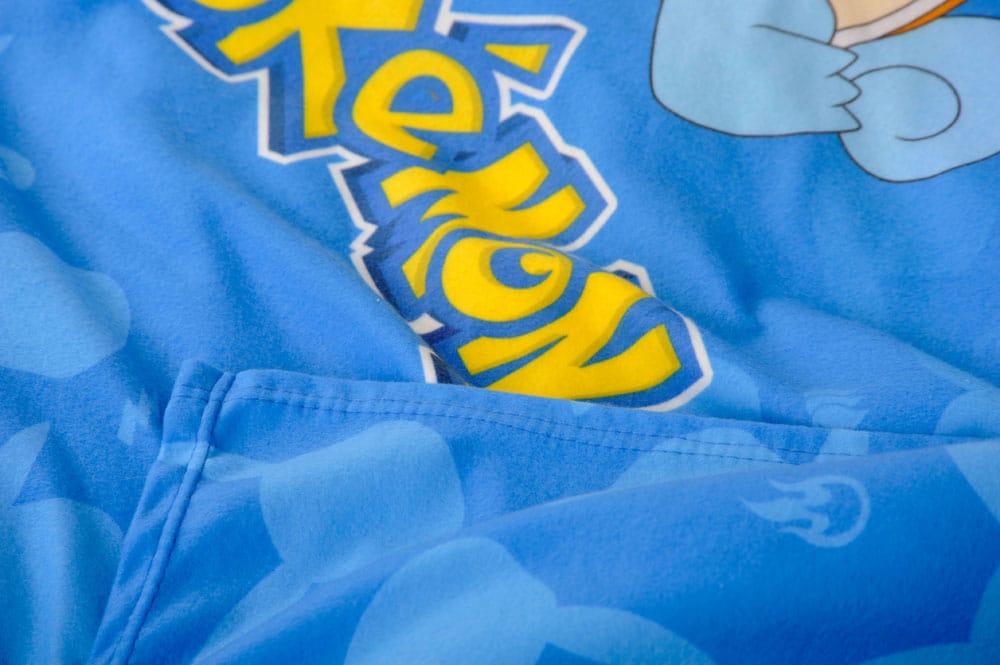 Pokemon Flanell-Fleecedecke Starter Pokemon 130 x 160 cm - Versand: 5-7 Tage nach Bestellung