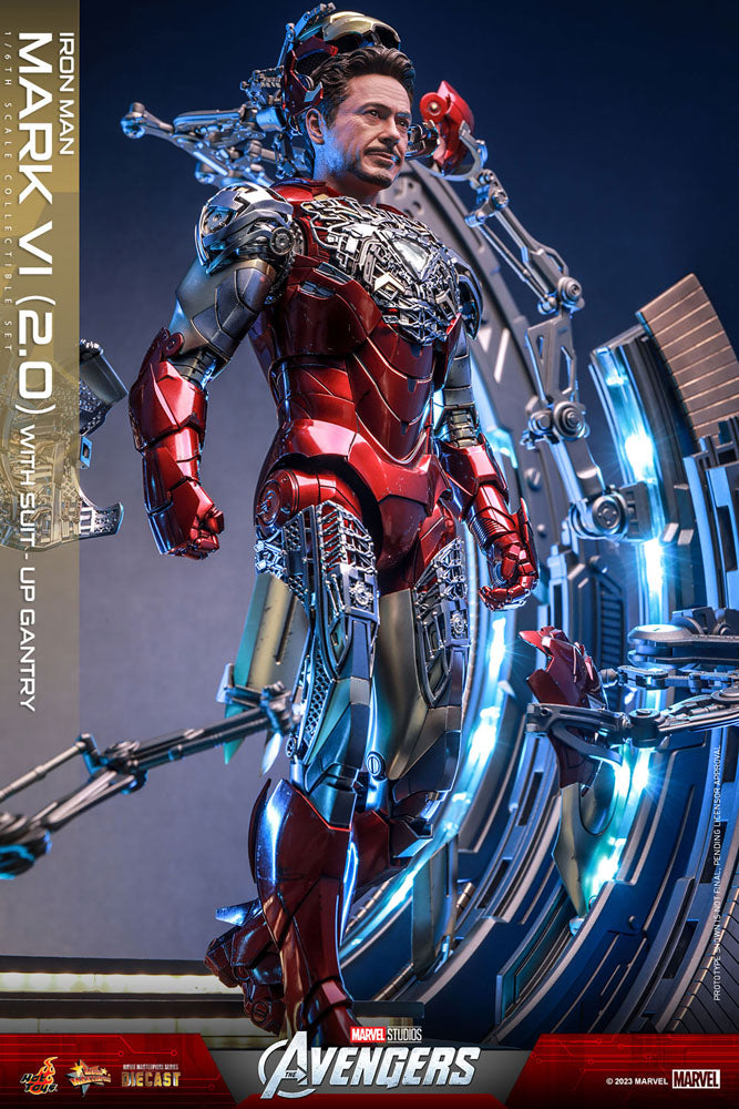 Marvel's The Avengers Movie Masterpiece Diecast Actionfigur 1/6 Iron Man Mark VI (2.0) mit Suit-Up Gantry 32 cm - Versand: 5-7 Tage nach Bestellung