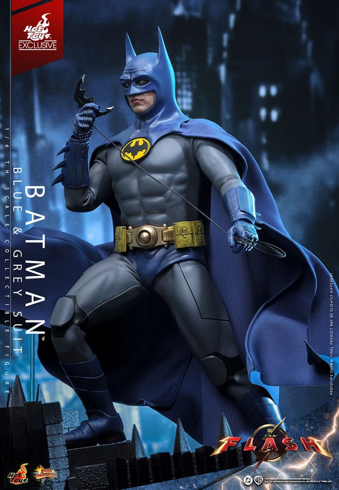 The Flash Movie Masterpiece Actionfigur 1/6 Batman (Blue & Grey Suit) Limited Edition Hot Toys Exclusive 30 cm - Versand: 7 Tage nach Bestellung