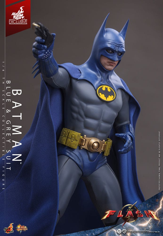 The Flash Movie Masterpiece Actionfigur 1/6 Batman (Blue & Grey Suit) Limited Edition Hot Toys Exclusive 30 cm - Versand: 7 Tage nach Bestellung