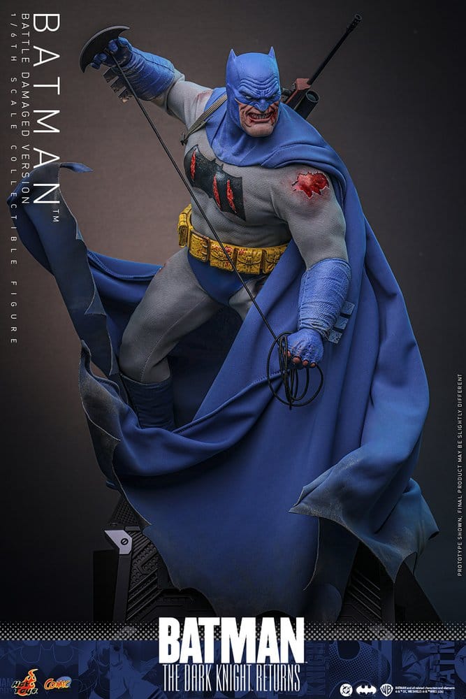 Batman: The Dark Knight Returns Comic Masterpiece Actionfigur 1/6 Batman (Battle Damaged Version) 32 cm - Preorder - ETA: 25.06.2027
