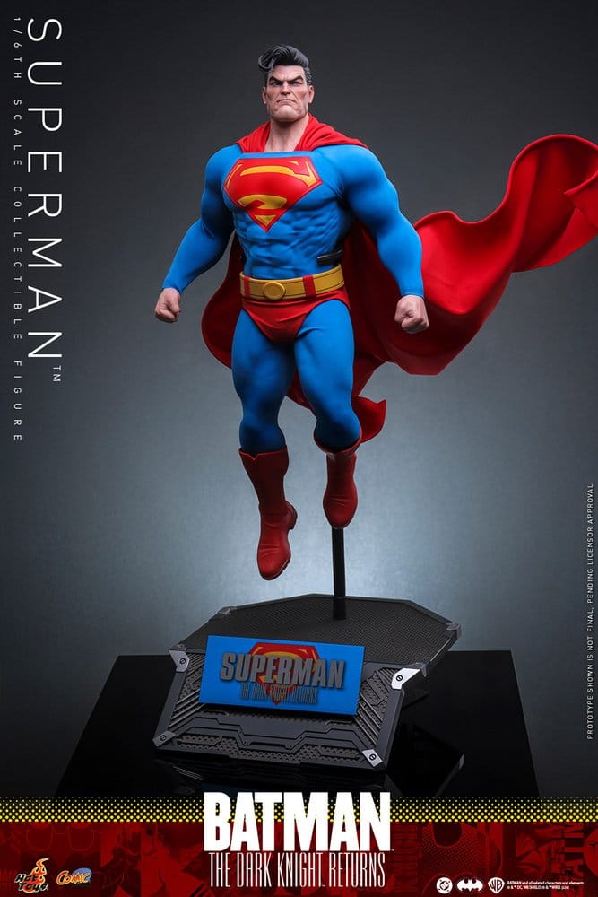 Batman: The Dark Knight Returns Comic Masterpiece Actionfigur 1/6 Superman 34 cm - Preorder - ETA: 25.06.2027