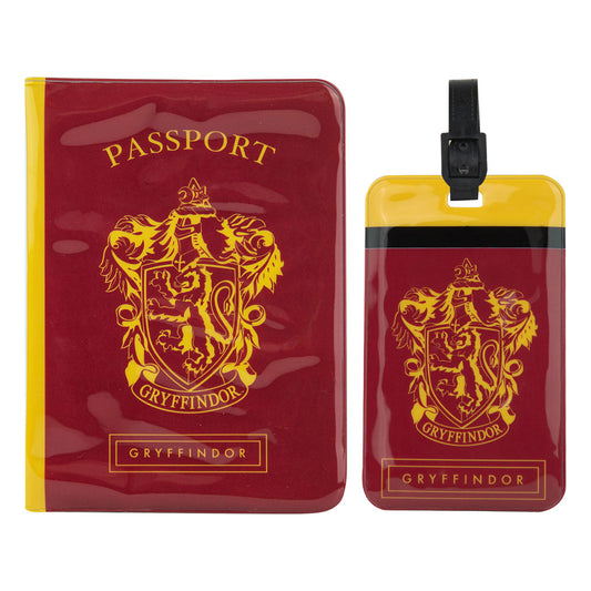 Harry Potter Kofferanhänger & Reisepass-Halter Set Gryffindor  - Versand: 5-7 Tage nach Bestellung