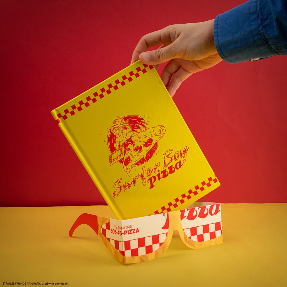 Stranger Things Notizbuch Surfer Boy Pizza Hardcover - Preorder - ETA: 27.10.2025