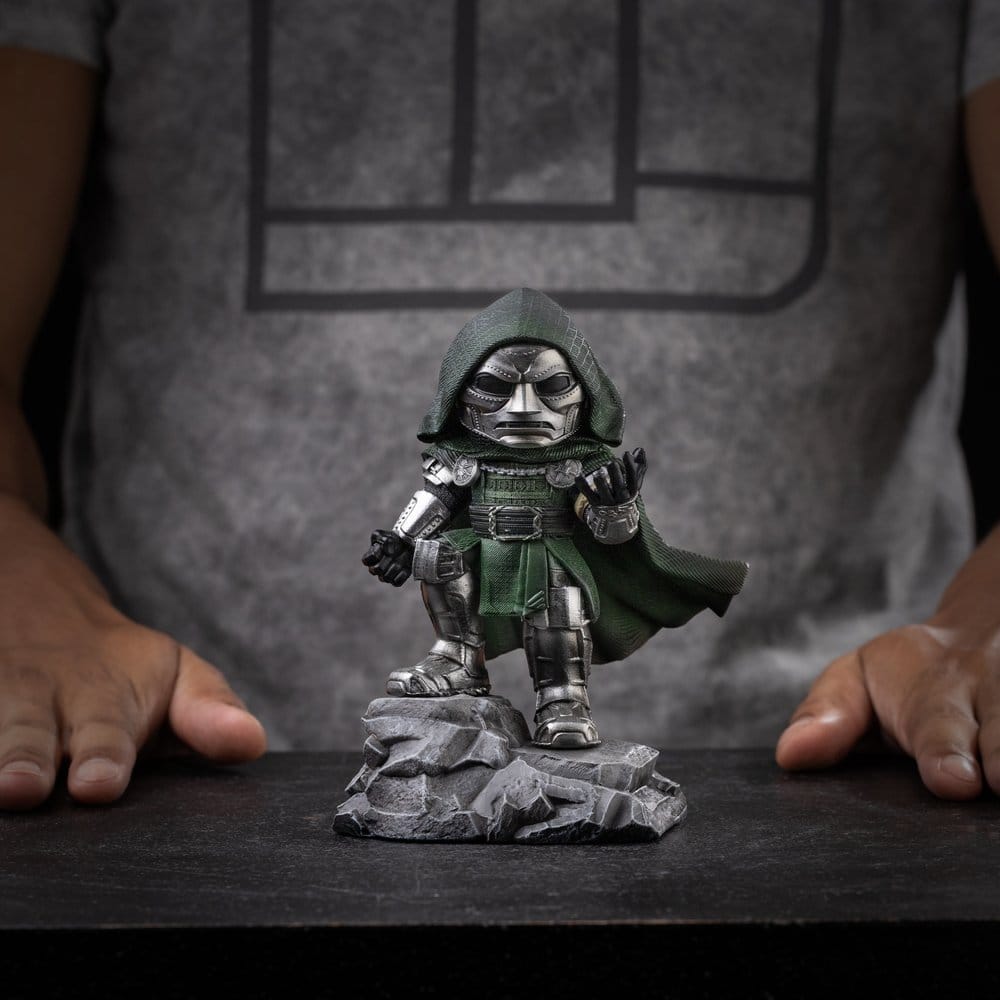 Avengers: Doomsday MiniCo Statue Doctor Doom 15 cm - Preorder - ETA: 31.10.2026