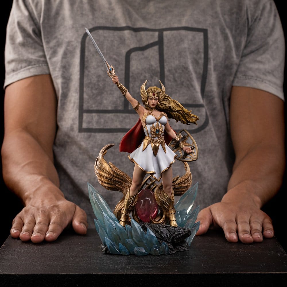 Masters of the Universe Art Scale (Unleashed) Statue 1/10 She-Ra Unleashed 31 cm - Preorder - ETA: 25.08.2027