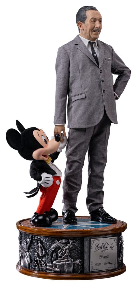 Disney Classics Legacy Replica Statue 1/4 Walt Disney & Mickey Mouse 59 cm - Preorder - ETA: 25.06.2027