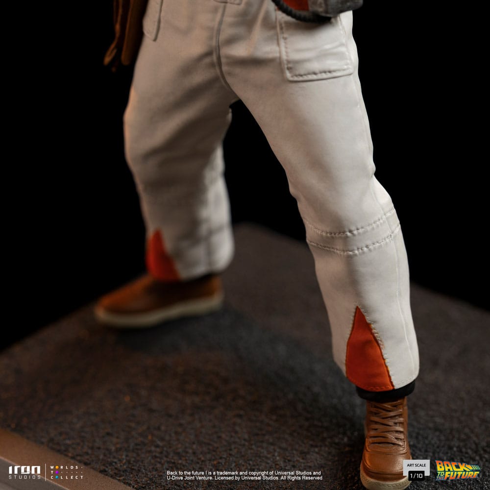 Zurück in die Zukunft Art Scale Statue 1/10 Doc Brown 22 cm - Versand: 5-7 Tage nach Bestellung