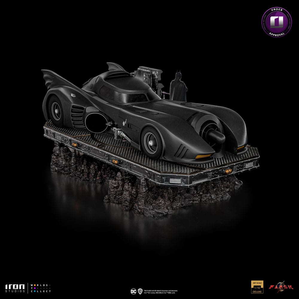DC Comics Art Scale Deluxe Statue 1/10 The Flash Movie Batmobile 31 cm - Versand: 7 Tage nach Bestellung