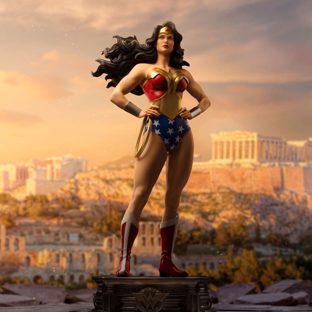 DC Comics Legacy Replica Statue 1/4 Wonder Woman 56 cm - Preorder - ETA: Ende 08.2025