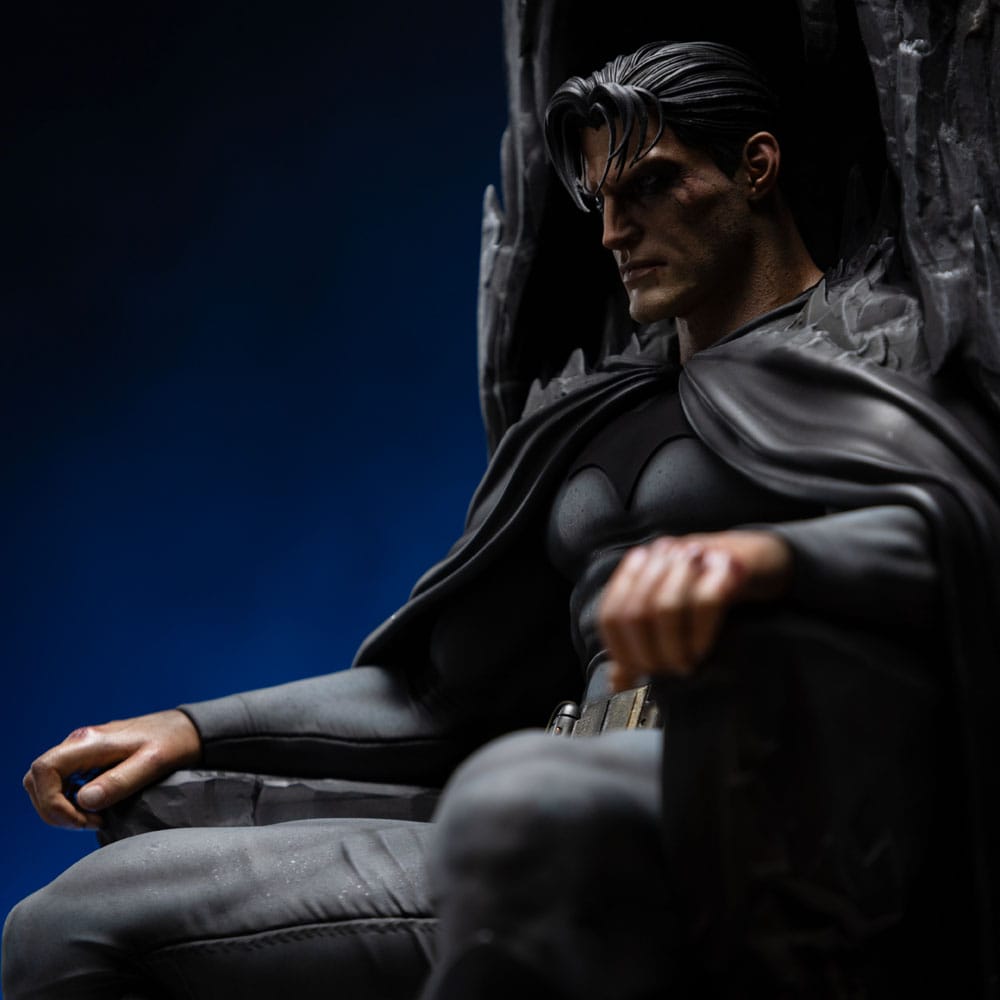 DC Comics Legacy Replica Statue 1/4 Batman and Bruce Wayne 79 cm    - Preorder - ETA: 23.06.2026
