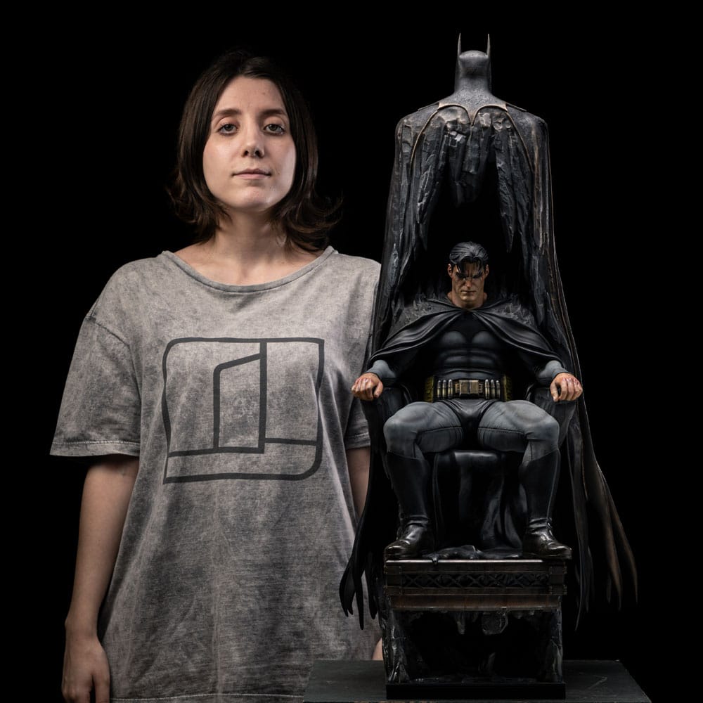 DC Comics Legacy Replica Statue 1/4 Batman and Bruce Wayne 79 cm    - Preorder - ETA: 23.06.2026