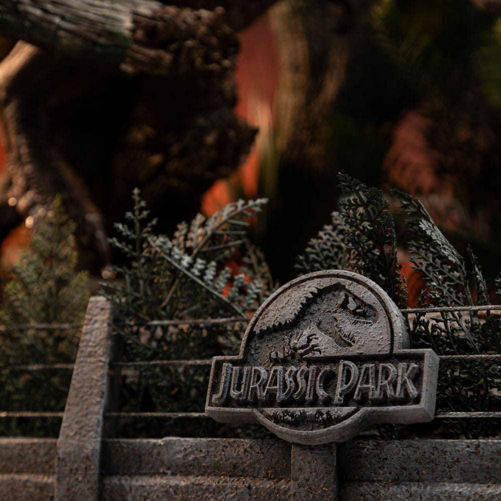 Jurassic Park Demi Art Scale Statue 1/20 T-Rex Chase   - Preorder - ETA: 25.11.2025