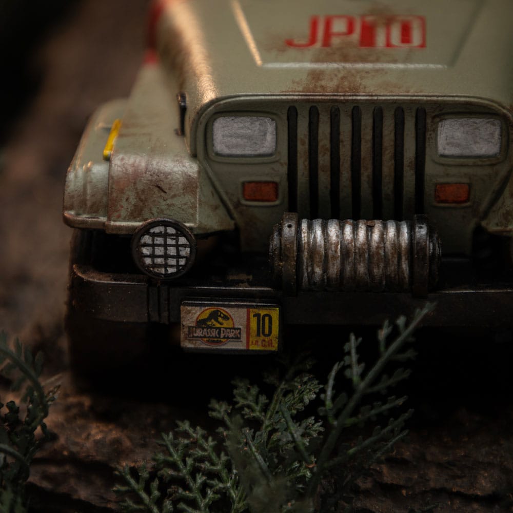 Jurassic Park Demi Art Scale Statue 1/20 T-Rex Chase   - Preorder - ETA: 25.11.2025