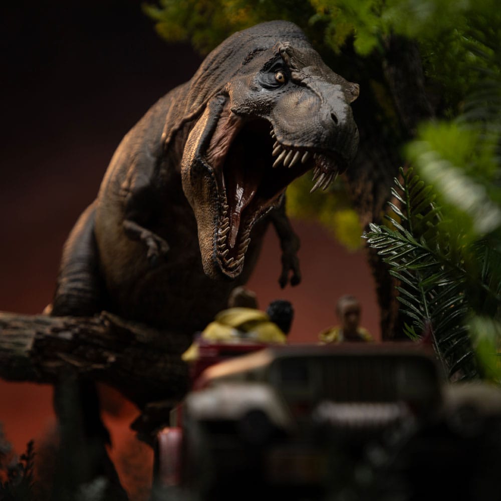 Jurassic Park Demi Art Scale Statue 1/20 T-Rex Chase   - Preorder - ETA: 25.11.2025
