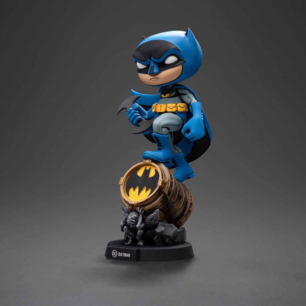 Batman Mini Co. PVC Figur Batman on Bat-Signal (Blue Variant) 19 cm - Preorder - ETA: 30.09.2025