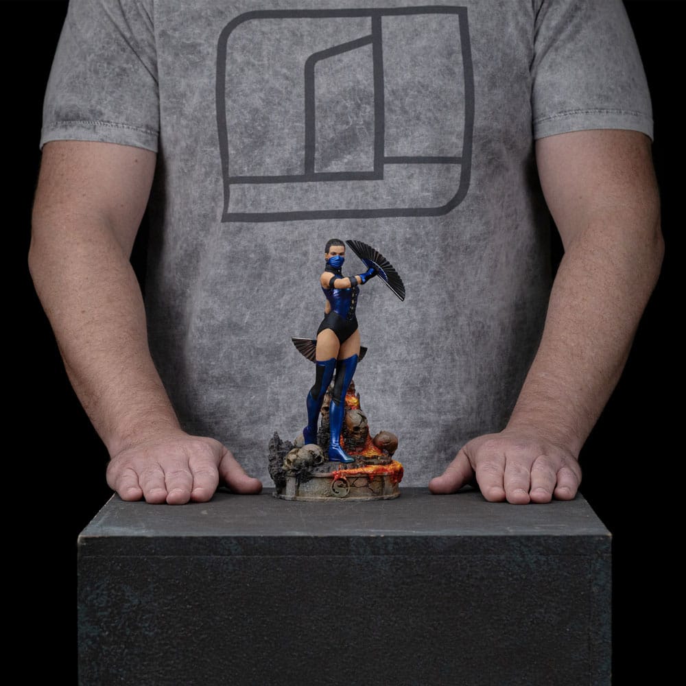 Mortal Kombat Art Scale Statue 1/10 Kitana 22 cm - Versand: 7 Tage nach Bestellung