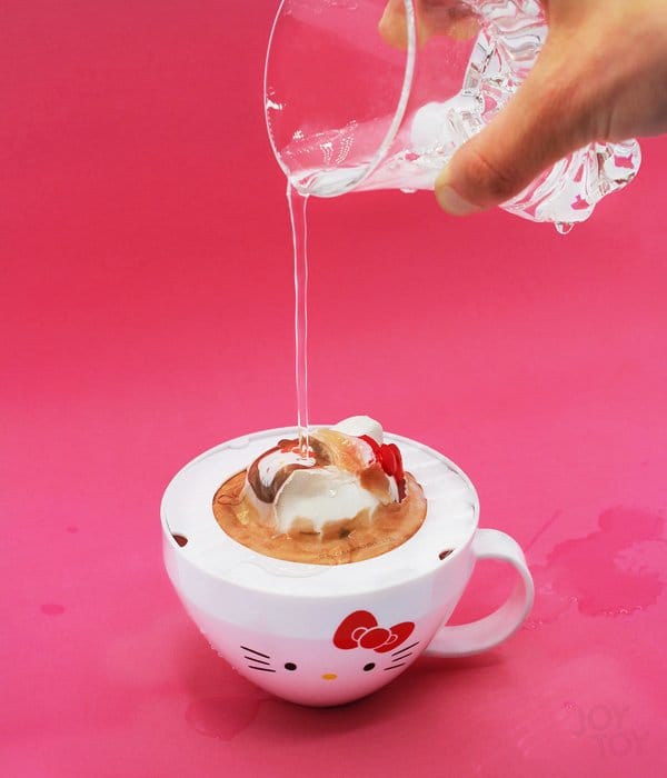 Sanrio Squishy Figuren Hello Kitty Cappuccino Display (8)   - Preorder - ETA: 02.08.2026