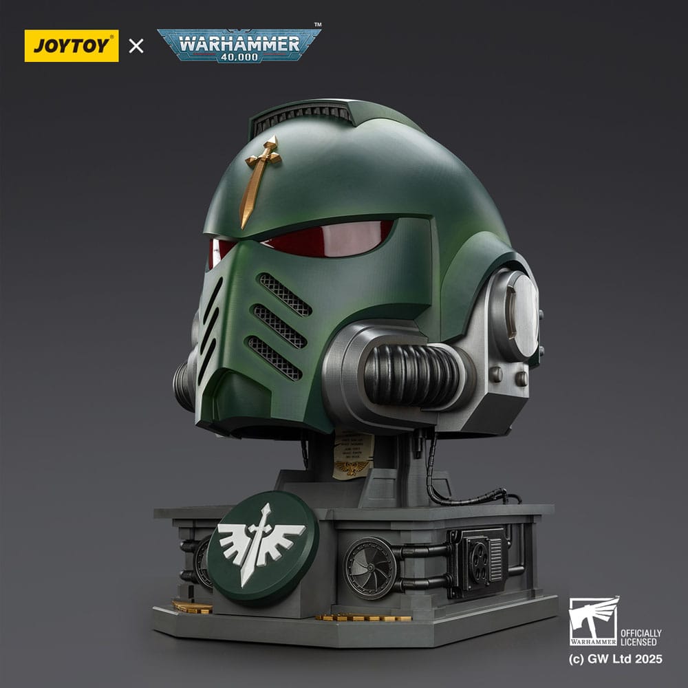 Warhammer 40,000: Dark Angels MkX Helmet & Display Stand 44 cm - Preorder - ETA: 27.07.2026