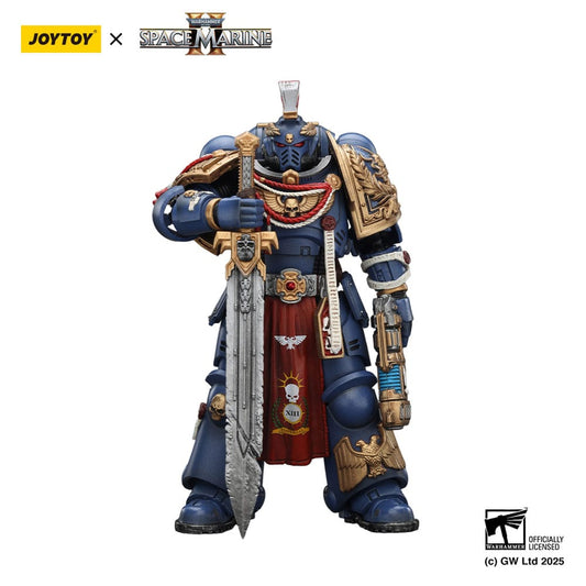 Warhammer 40,000: Space Marine 2 Actionfigur Ultramarines Relic Primus Armourwith Plasma Pistol and Combat Blade 13 cm - Preorder - ETA: 25.04.2026