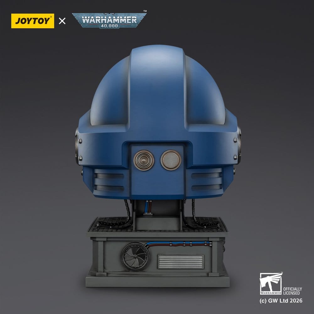 Warhammer 40,000 Captain MkX Helmet & Display Stand Ultramarines 44 cm - Preorder - ETA: 25.09.2026