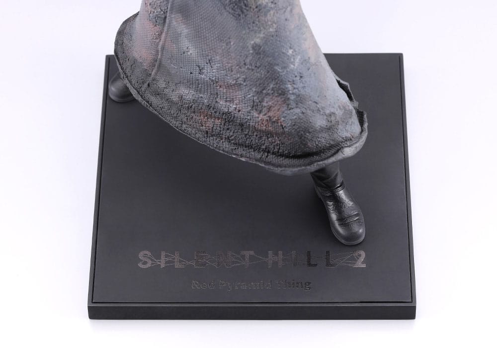 Silent Hill 2 Oshi Works Statue 1/7 Red Pyramid Thing 26 cm          - Preorder - ETA: 06.10.2026