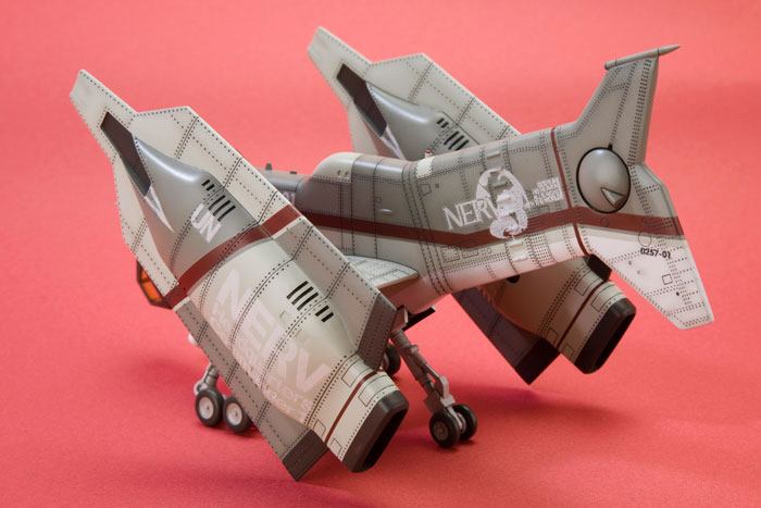 Evangelion: 3.0 Plastic Model Kit 1/100 Vertical Take-Off & Landing Aircraft YAGR-N101 (Reproduction) 19 cm - Preorder - ETA: 25.07.2027