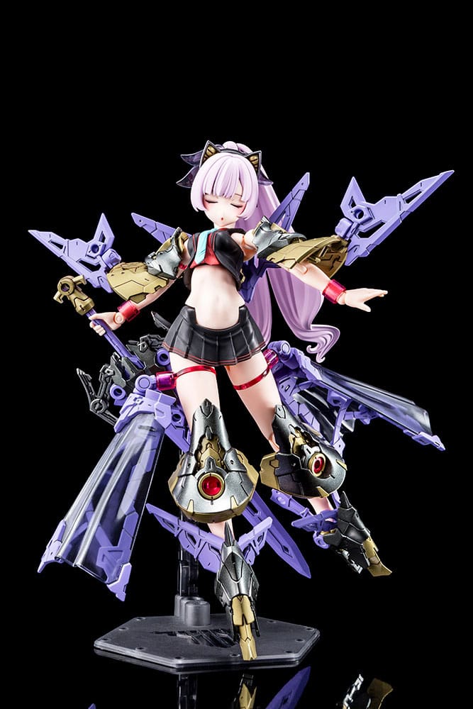 Megami Device Plastic Model Kit 1/1 Buster Doll Paladin Darkness Claw 17 cm       - Versand: 7 Tage nach Bestellung