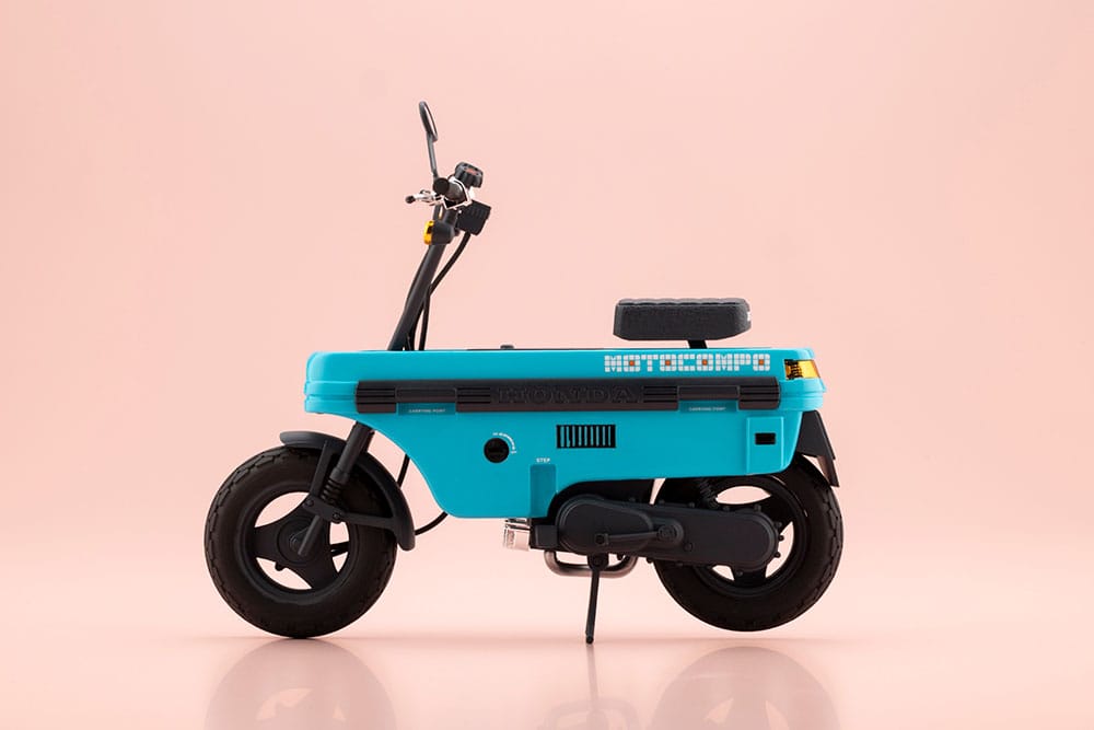 Megami Device Buster Doll Series Plastic Model Kit 1/1 Knight Alice with Honda AB12 Motocompo 15 cm  - Preorder - ETA: 25.06.2026