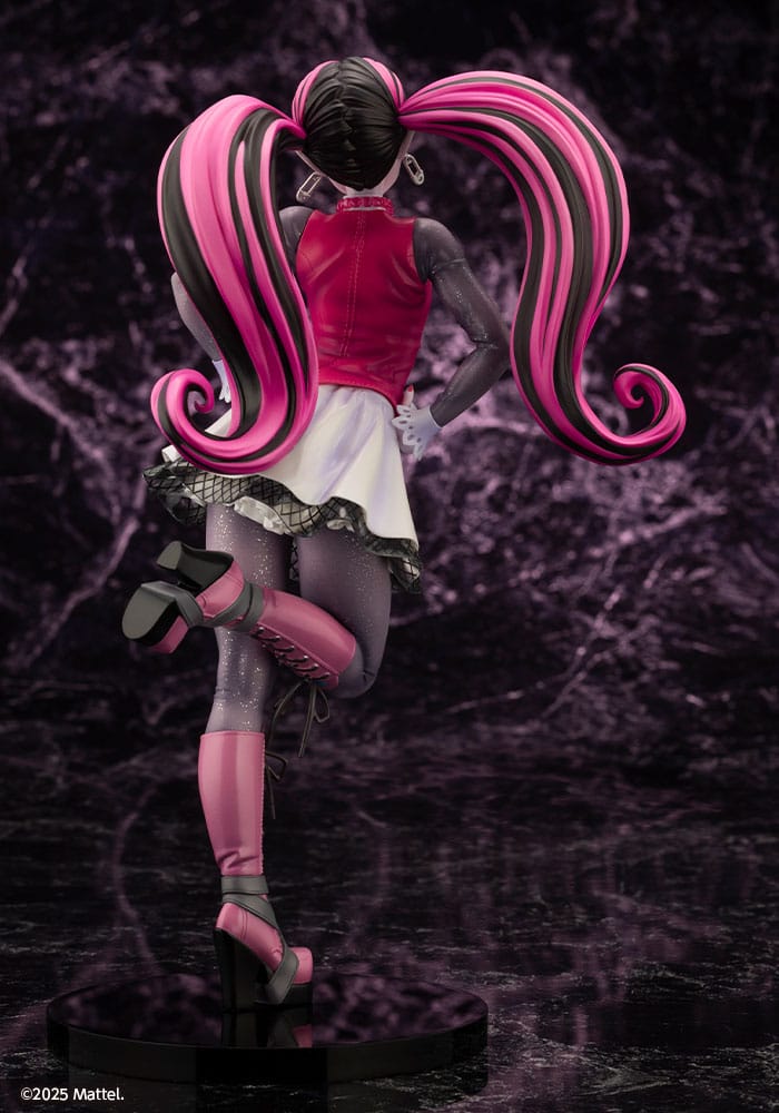 Monster High Bishoujo PVC Statue 1/7 Draculaura 26 cm - Versand: 7 Tage nach Bestellung