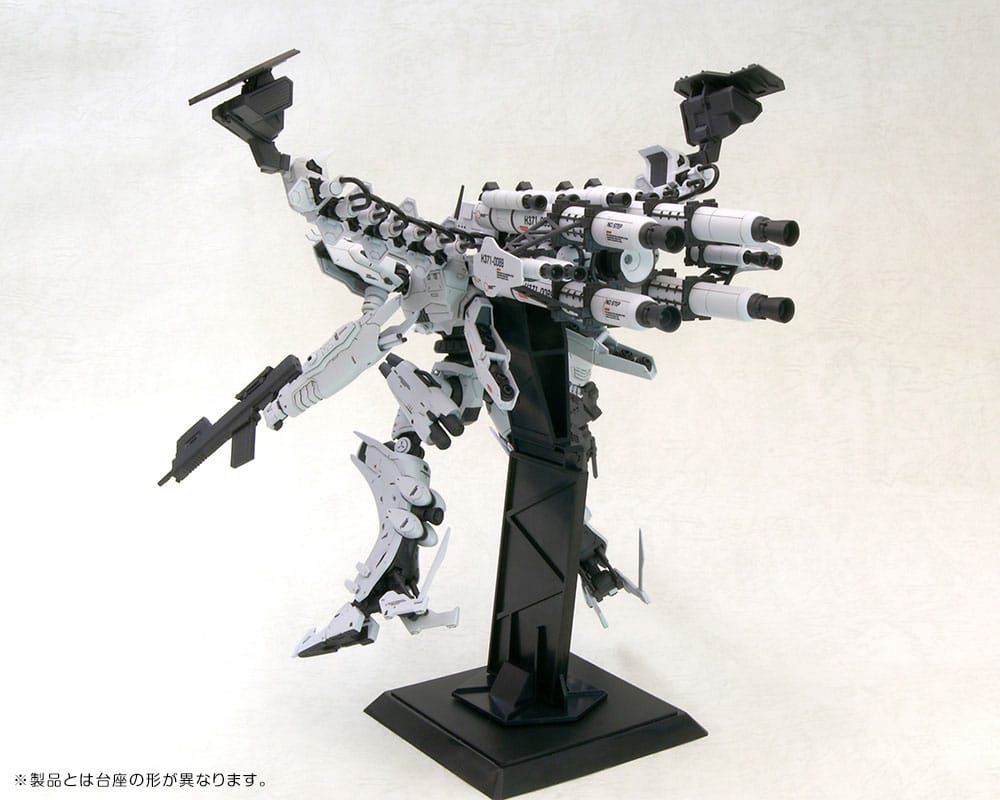 Armored Core Plastic Model Kit 1/72 Lineark White-Glint & V.O.B Set (Reproduction) 16 cm - Preorder - ETA: 25.03.2027