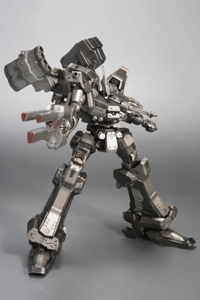 Armored Core Plastic Model Kit 1/72 Crest CR-C90U3 16 cm - Preorder - ETA: 25.11.2026
