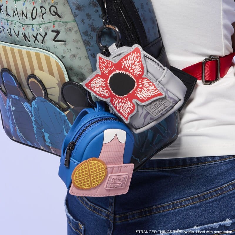 Stranger Things by Loungefly Taschenanhänger Mystery Box Display (15) - Versand: 7 Tage nach Bestellung