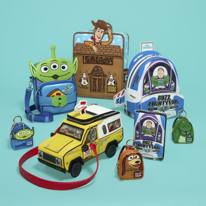 Pixar by Loungefly Taschenanhänger Mystery Box Display (15) - Preorder - ETA: 25.09.2026