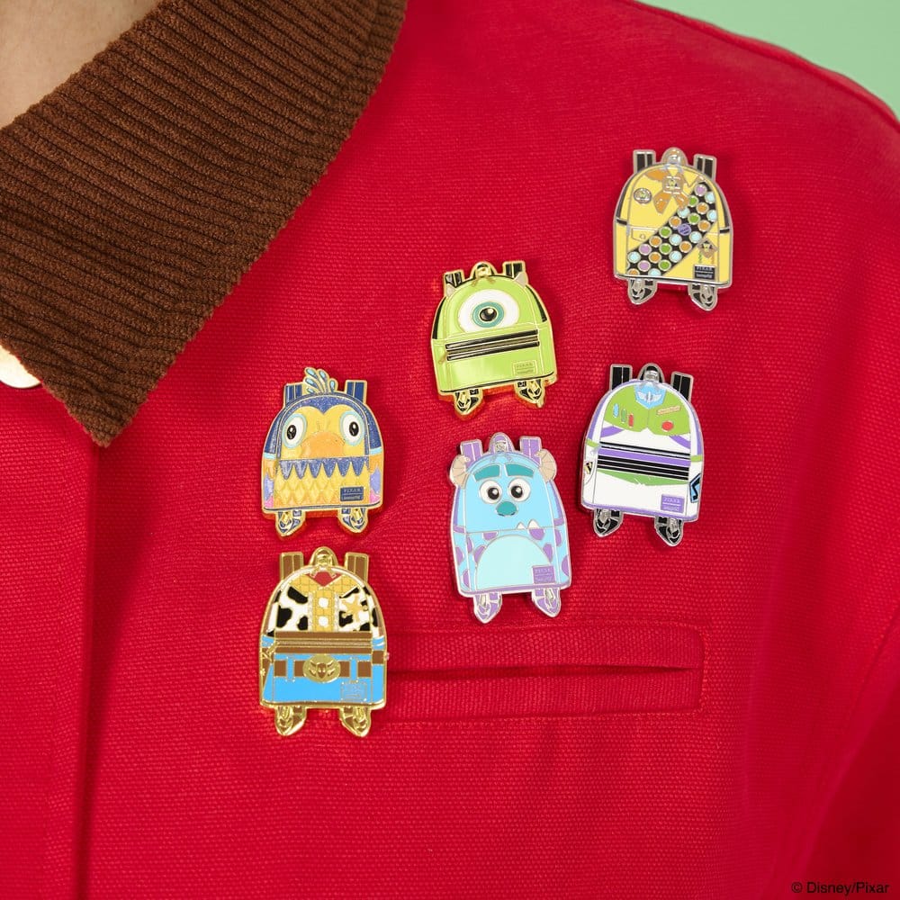 Disney/Pixar by Loungefly Ansteck-Pins Mini Backpack Blind Box Sortiment (12) - Preorder - ETA: 20.10.2026