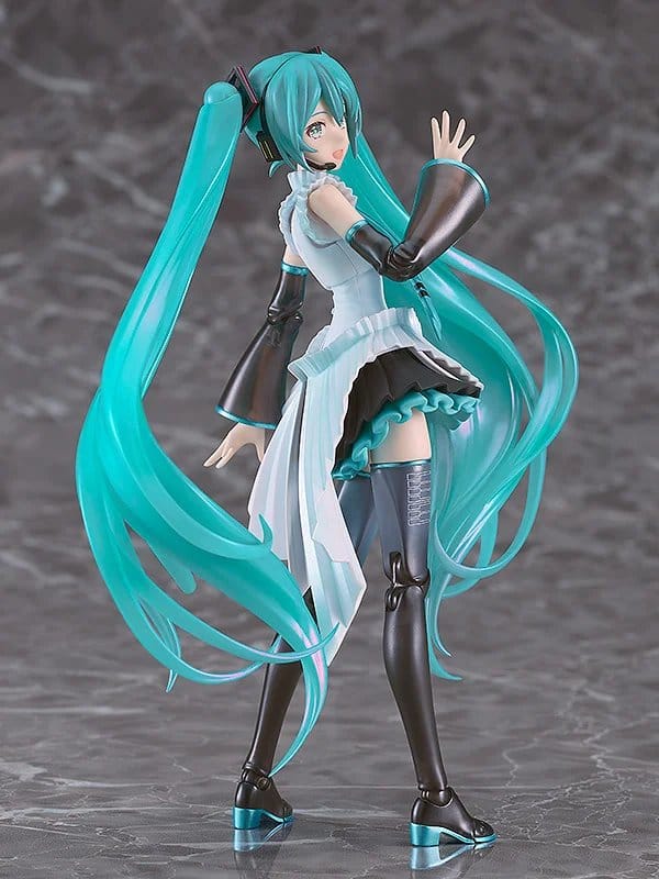 Character Vocal Series 01: Hatsune Miku Plamatea Plastic Model Kit Happy 16th Birthday Ver. 16 cm - Preorder - ETA: 25.11.2026