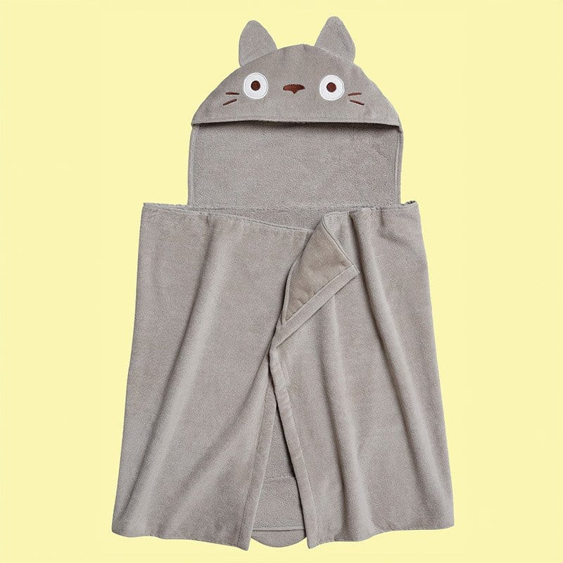 Mein Nachbar Totoro Natsu Bademantel Big Totoro 70 x 140 cm - Preorder - ETA: 24.12.2026