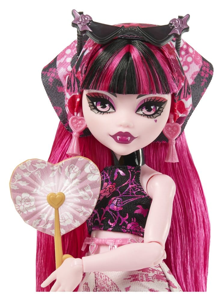 Monster High Skulltimate Secrets Puppe Destination: Gore-geous Oasis - Draculaura - Versand: 7 Tage nach Bestellung