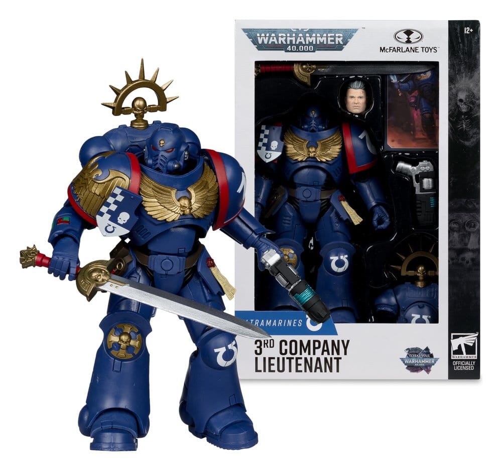 Warhammer 40,000 Total War Actionfigur 3rd Company Lieutenant (Ultramarines) 18 cm - Preorder - ETA: 07.10.2026