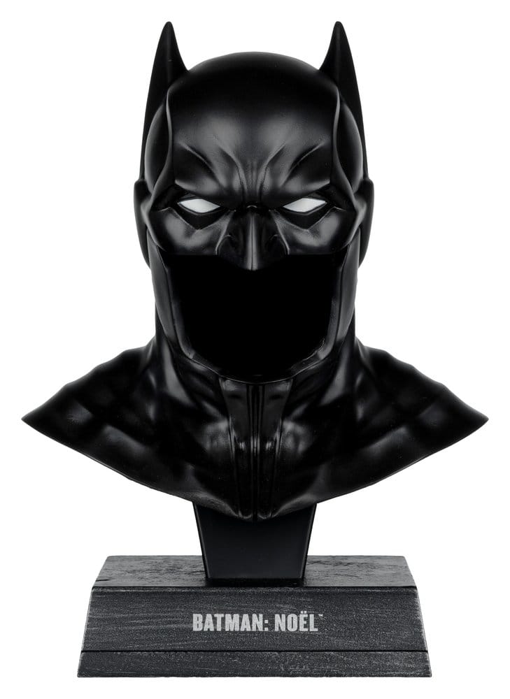 Batman DC Direct Mini-Replik 1/3 Batman Maske (Batman: Noel) 23 cm - Preorder - ETA: 30.10.2026