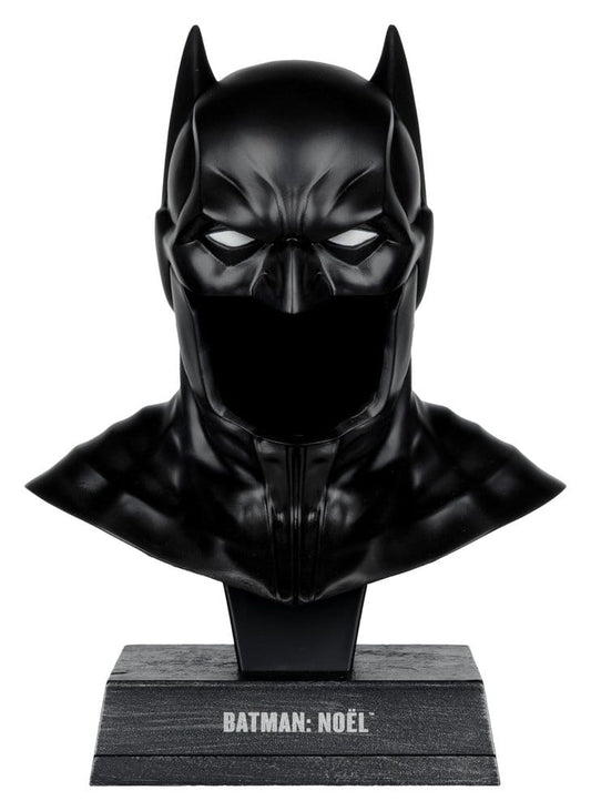 Batman DC Direct Mini-Replik 1/3 Batman Maske (Batman: Noel) 23 cm - Preorder - ETA: 30.10.2026