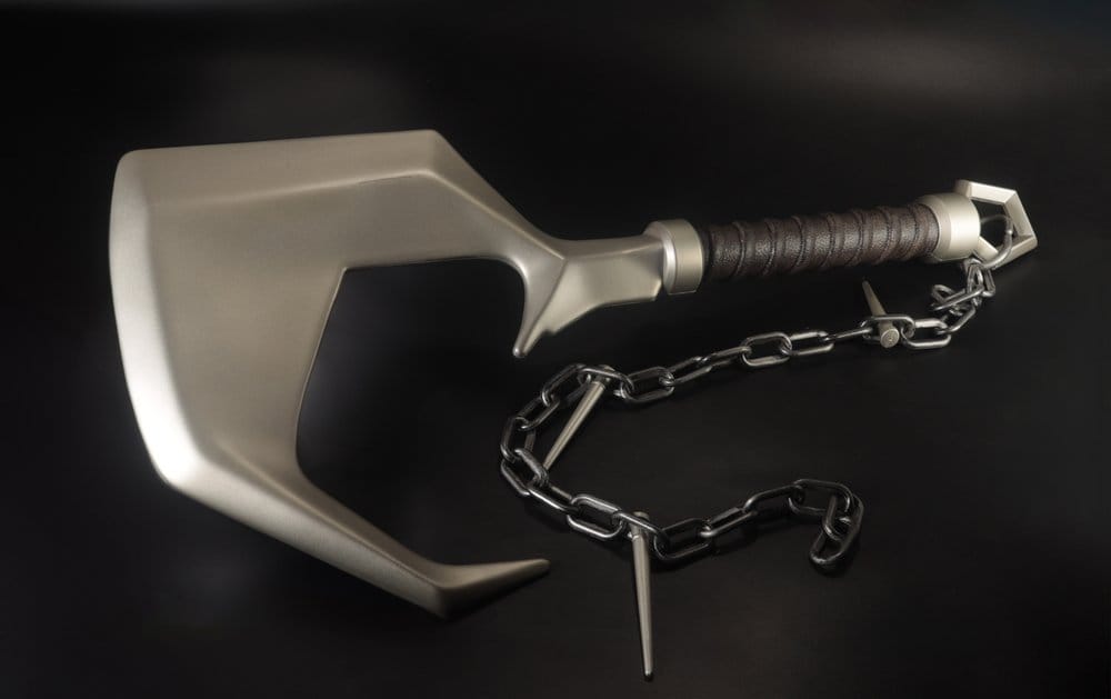 DC Direct 1/1 Prop-Replik Lobos Hook (Supergirl Movie) - Versand: 7 Tage nach Bestellung