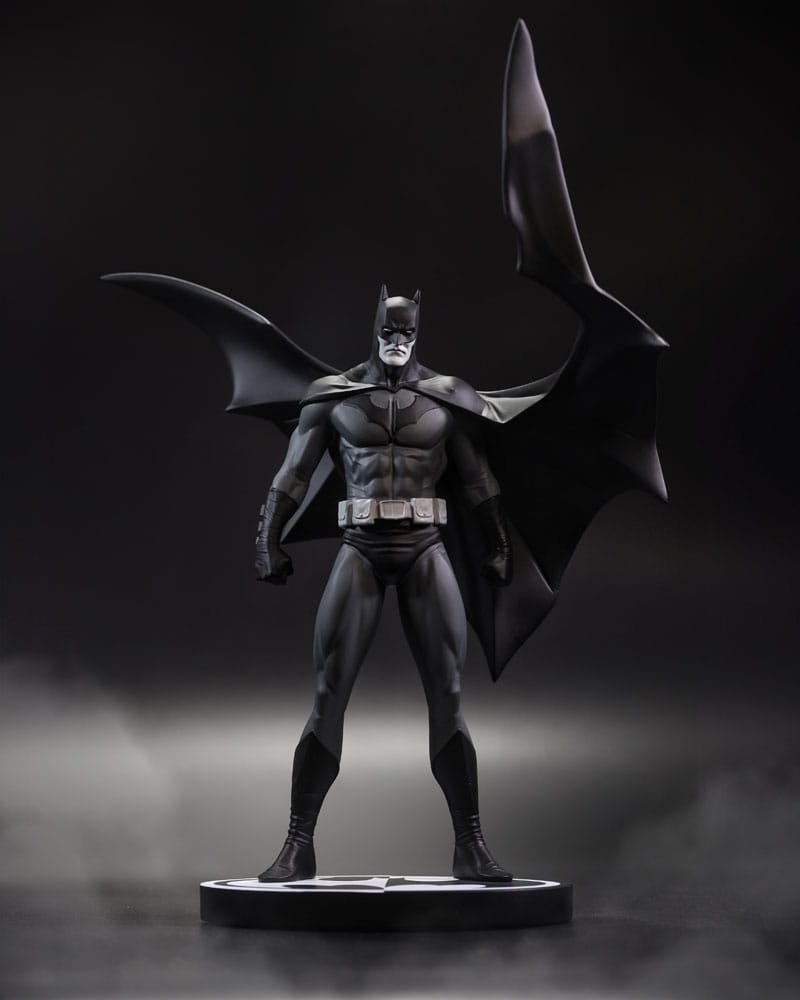 DC Direct Statue Batman Black & White Batman (by Jorge Jimenez) 27 cm - Preorder - ETA Mitte 12.2024