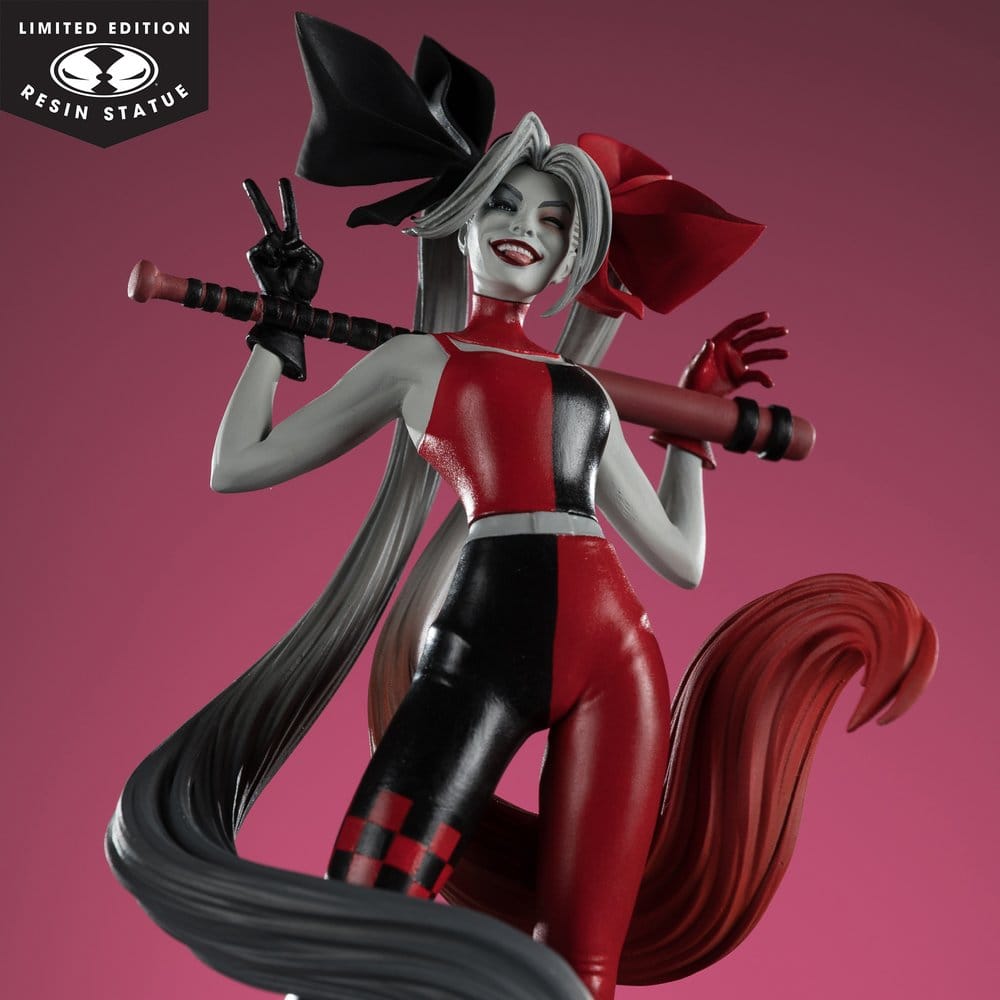 DC Direct Harley Quinn: Red, White & Black Statue 1/10 Harley Quinn by Alex Garner 21 cm - Preorder - ETA: 25.11.2026