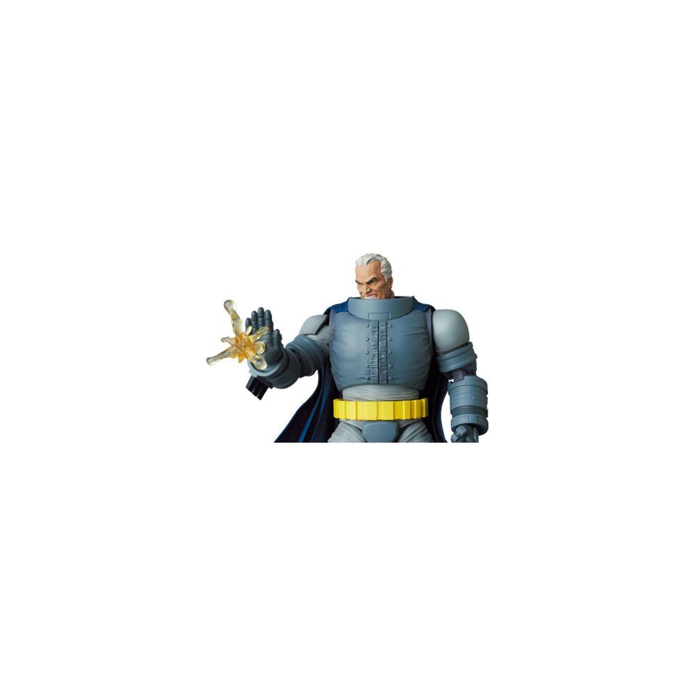 Batman MAFEX Actionfigur Armored Batman (TDKR) 16 cm (re-run) - Preorder - ETA: 25.12.2026