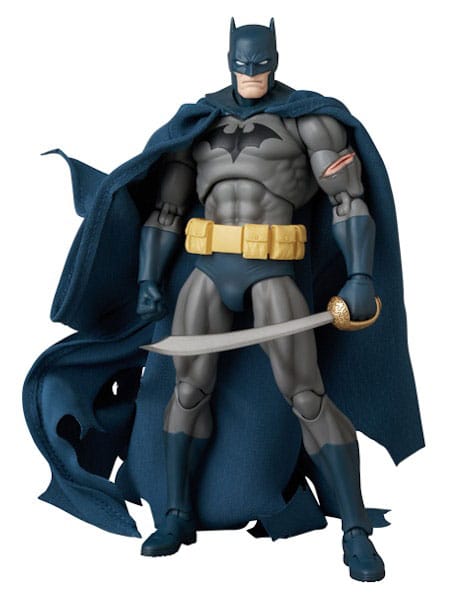 DC Comics MAFEX Actionfigur Batman Damage Ver. (Batman: Hush Ver.) 16 cm        - Preorder - ETA: 25.11.2026