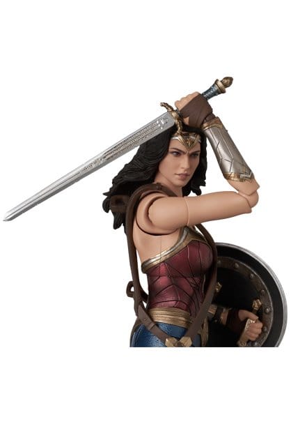 Wonder Woman MAFEX Actionfigur Wonder Woman Justice League Ver. 15 cm - Preorder - ETA: 25.12.2026