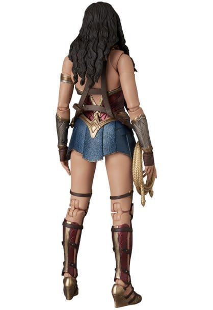 Wonder Woman MAFEX Actionfigur Wonder Woman Justice League Ver. 15 cm - Preorder - ETA: 25.12.2026